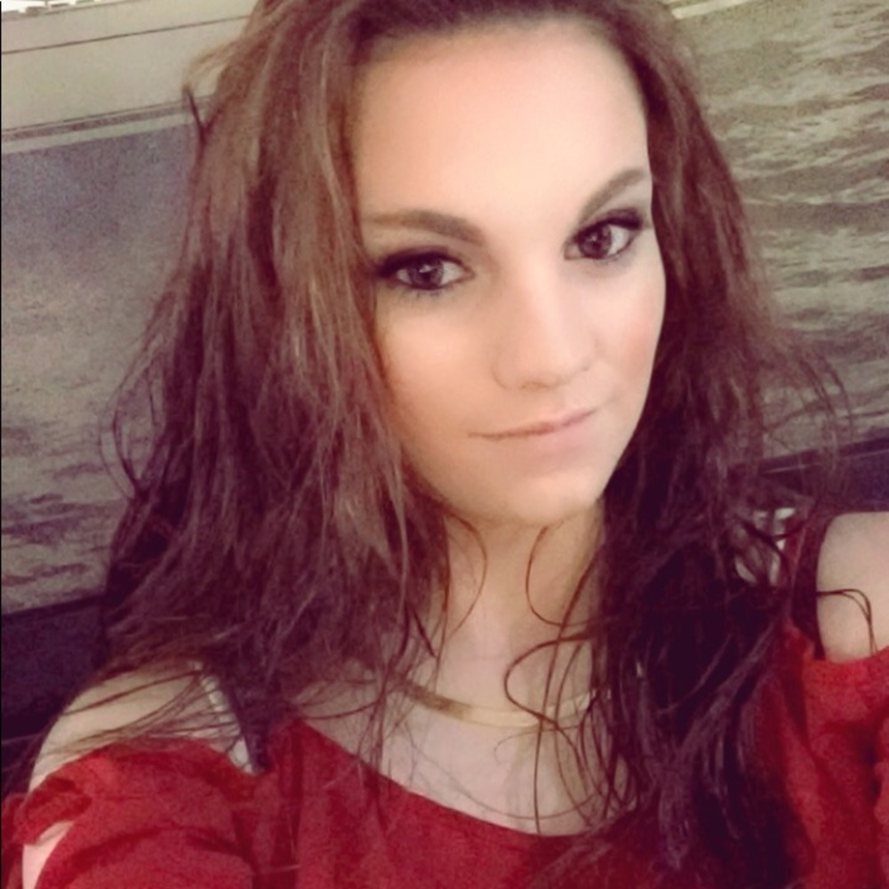 Meet your Posher, Brianna